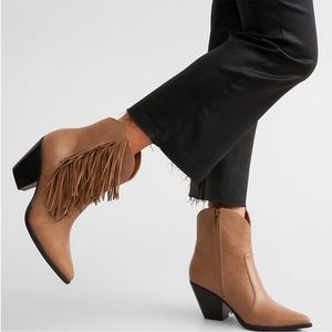 NWT Beast Fashion McKenna Western Fringe Ankle Boot In Brown Size 7